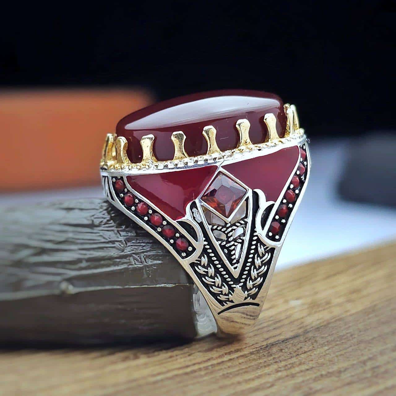 489927037_590124700769717_5049726178386307989_n خواتم أحجار كريمة رجالي